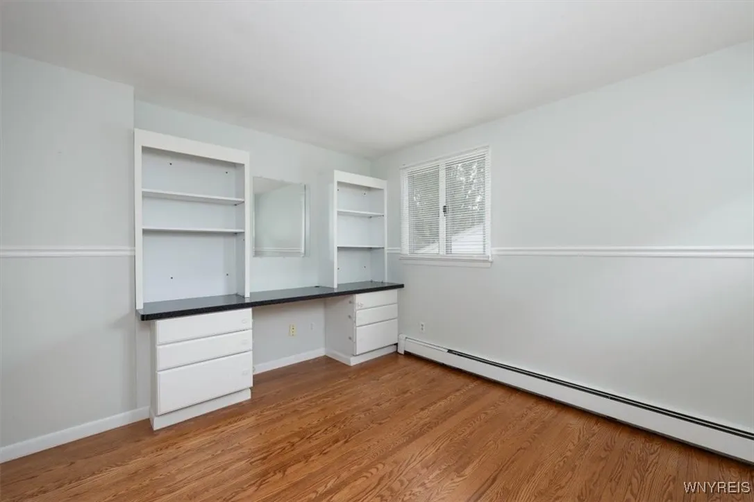 39 Halwill Drive, Amherst, New York 14226, Amherst, New York 14226, 3 Bedrooms Bedrooms, 6 Rooms Rooms,1 BathroomBathrooms,Residential Lease,For Rent,39 Halwill Drive, Amherst, New York 14226,B1623008