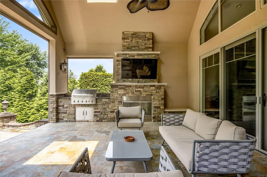 29 Putney Place, Greece, New York 14468, Greece, New York 14468, 3 Bedrooms Bedrooms, 7 Rooms Rooms,2 BathroomsBathrooms,Residential,For Sale,29 Putney Place, Greece, New York 14468,R1623041