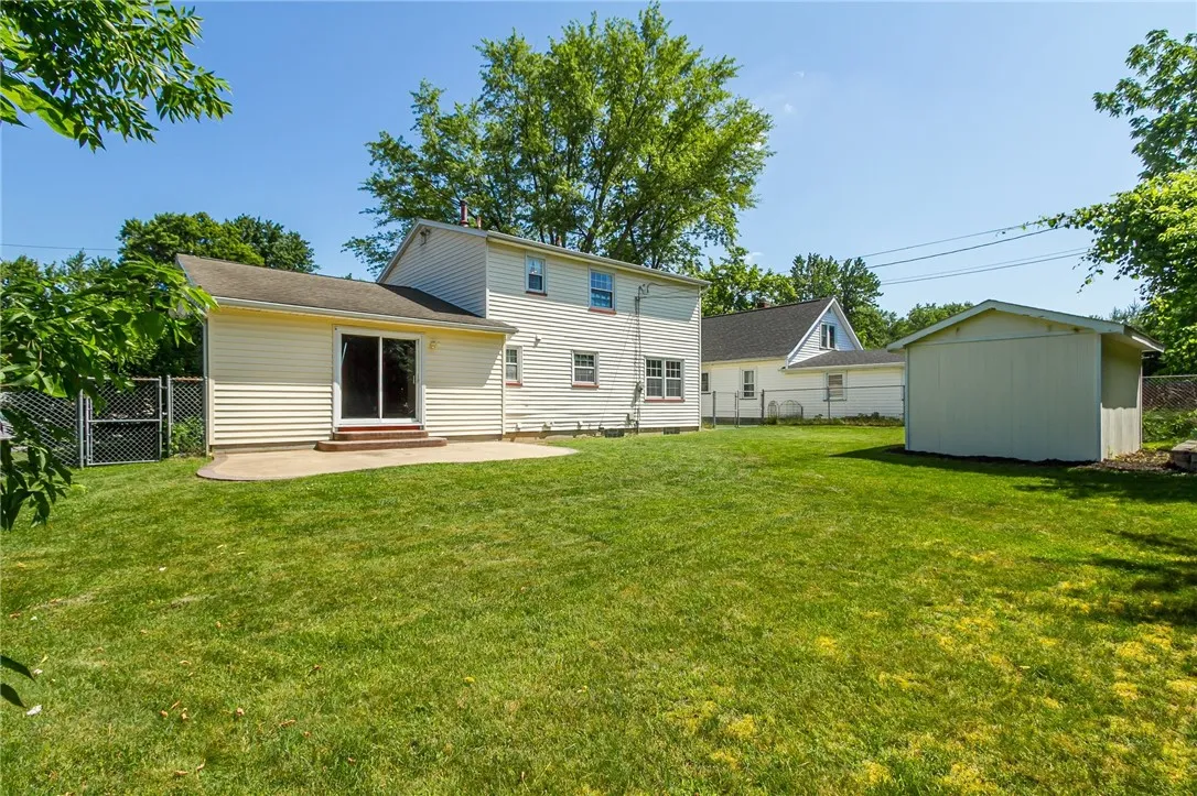 7 Erie Drive, Perinton, New York 14450, Perinton, New York 14450, 3 Bedrooms Bedrooms, 7 Rooms Rooms,1 BathroomBathrooms,Residential,For Sale,7 Erie Drive, Perinton, New York 14450,R1622832