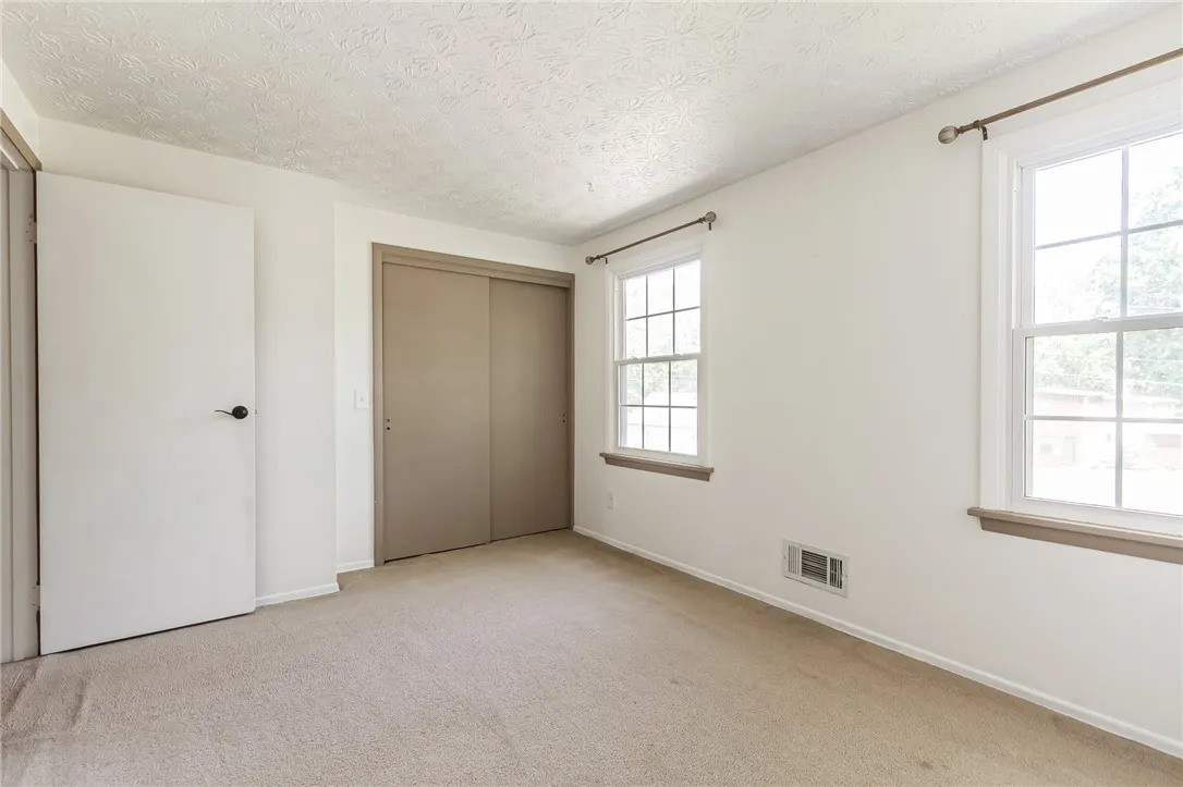 7 Erie Drive, Perinton, New York 14450, Perinton, New York 14450, 3 Bedrooms Bedrooms, 7 Rooms Rooms,1 BathroomBathrooms,Residential,For Sale,7 Erie Drive, Perinton, New York 14450,R1622832