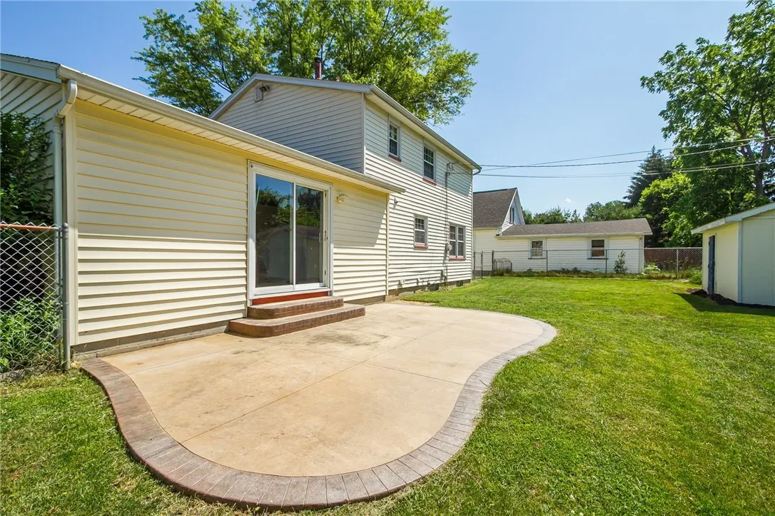 7 Erie Drive, Perinton, New York 14450, Perinton, New York 14450, 3 Bedrooms Bedrooms, 7 Rooms Rooms,1 BathroomBathrooms,Residential,For Sale,7 Erie Drive, Perinton, New York 14450,R1622832