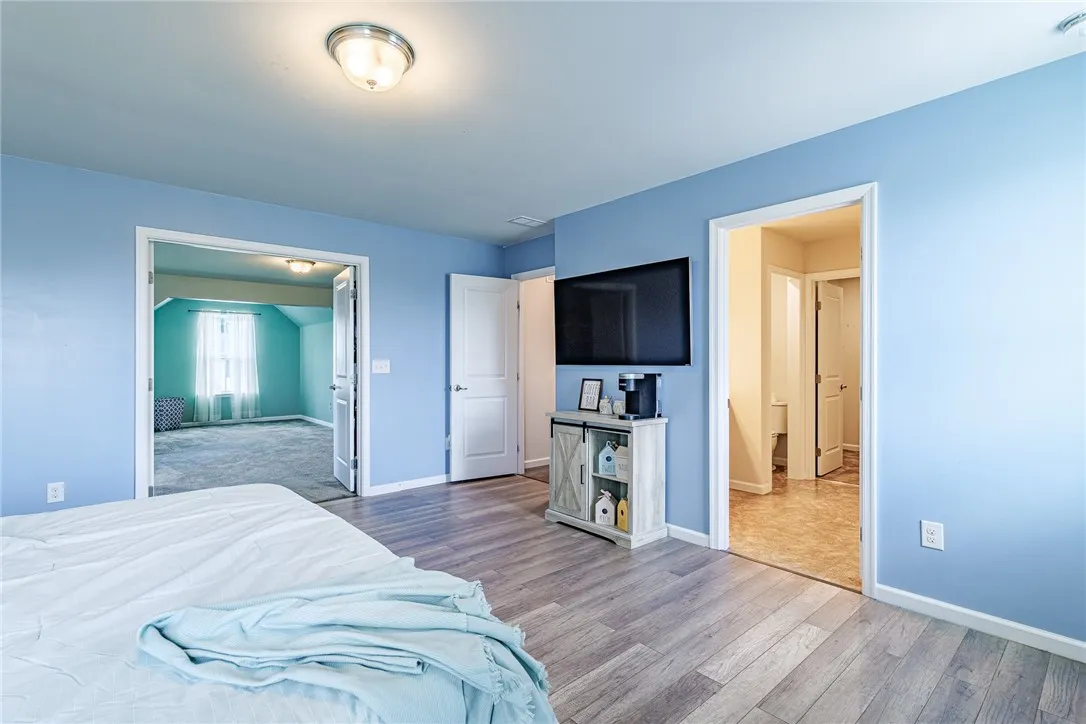 1086 Harlowe Lane, Farmington, New York 14425, Farmington, New York 14425, 5 Bedrooms Bedrooms, 16 Rooms Rooms,2 BathroomsBathrooms,Residential,For Sale,1086 Harlowe Lane, Farmington, New York 14425,R1622747