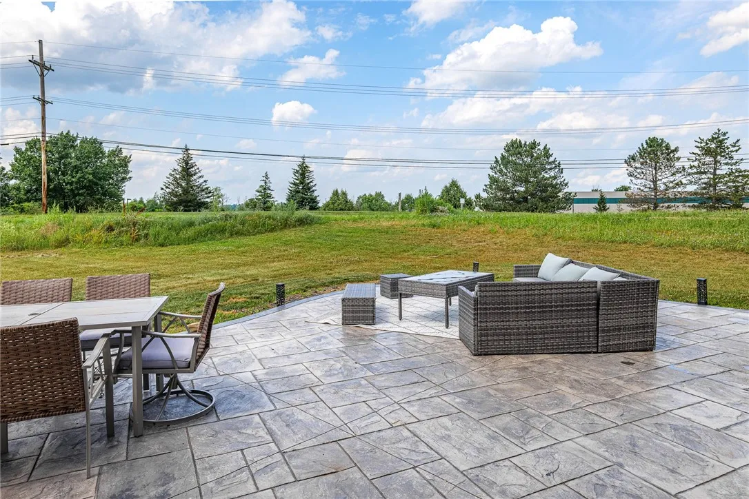 1086 Harlowe Lane, Farmington, New York 14425, Farmington, New York 14425, 5 Bedrooms Bedrooms, 16 Rooms Rooms,2 BathroomsBathrooms,Residential,For Sale,1086 Harlowe Lane, Farmington, New York 14425,R1622747