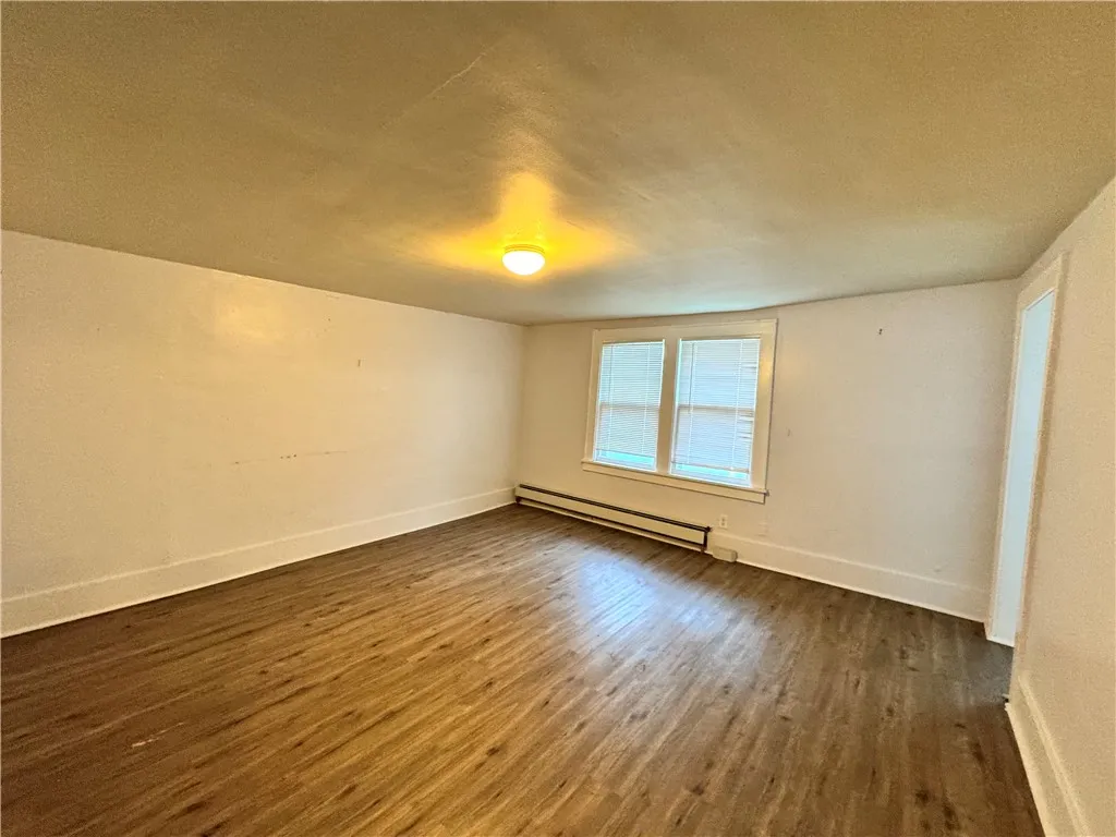 91-97 Thurston Road, Rochester, New York 14619, Rochester, New York 14619, 9 Bedrooms Bedrooms, ,4 BathroomsBathrooms,Residential,For Sale,91-97 Thurston Road, Rochester, New York 14619,R1623075
