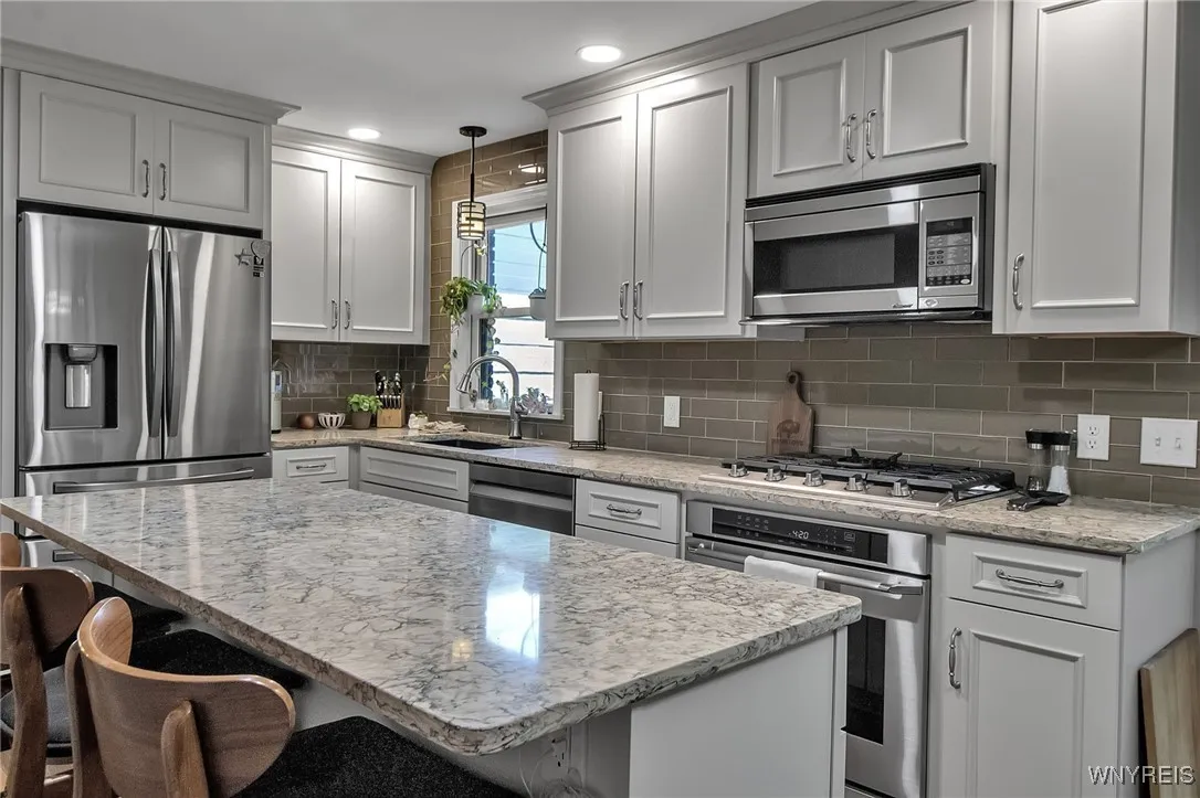 429 Mill Street, Amherst, New York 14221, Amherst, New York 14221, 4 Bedrooms Bedrooms, 7 Rooms Rooms,2 BathroomsBathrooms,Residential,For Sale,429 Mill Street, Amherst, New York 14221,B1622258