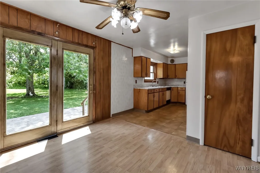 565 Oak Street, Porter, New York 14174, Porter, New York 14174, 3 Bedrooms Bedrooms, 6 Rooms Rooms,2 BathroomsBathrooms,Residential,For Sale,565 Oak Street, Porter, New York 14174,B1623104