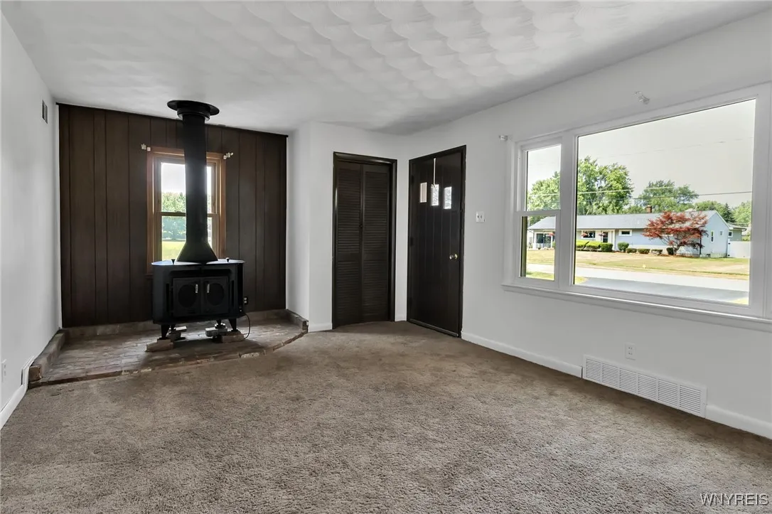 565 Oak Street, Porter, New York 14174, Porter, New York 14174, 3 Bedrooms Bedrooms, 6 Rooms Rooms,2 BathroomsBathrooms,Residential,For Sale,565 Oak Street, Porter, New York 14174,B1623104