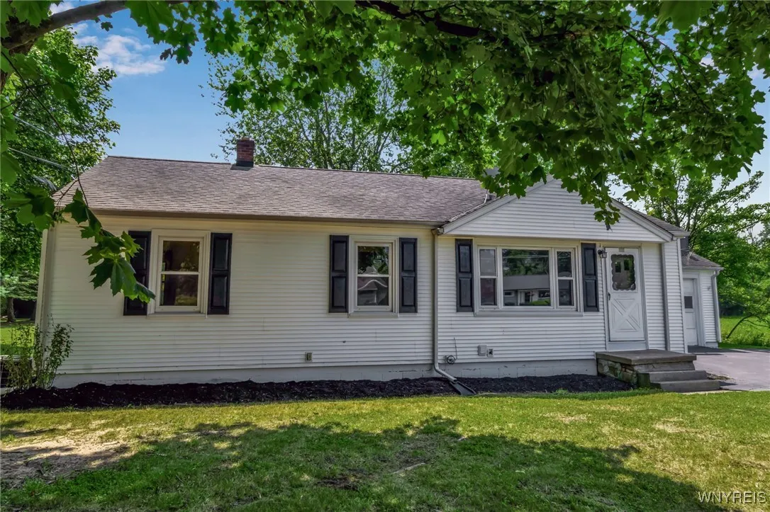 565 Oak Street, Porter, New York 14174, Porter, New York 14174, 3 Bedrooms Bedrooms, 6 Rooms Rooms,2 BathroomsBathrooms,Residential,For Sale,565 Oak Street, Porter, New York 14174,B1623104