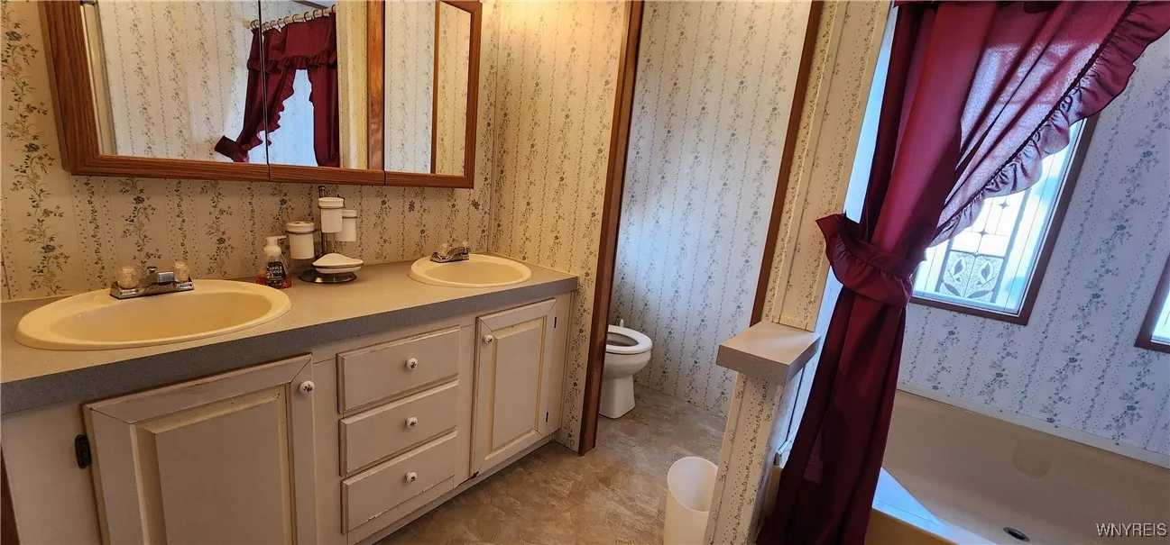 Primary Suite Bath