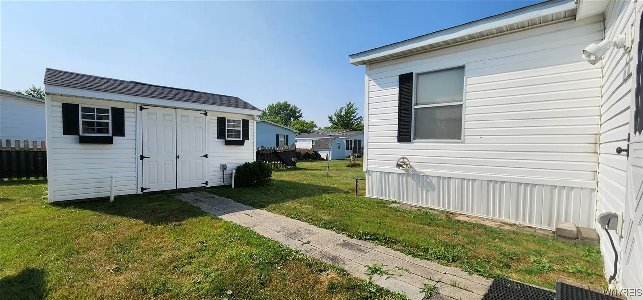 344 Applewood Drive, Lockport Town, New York 14094, Lockport Town, New York 14094, 3 Bedrooms Bedrooms, 8 Rooms Rooms,2 BathroomsBathrooms,Residential,For Sale,344 Applewood Drive, Lockport Town, New York 14094,B1623130