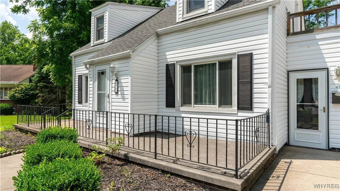 Lovely porch