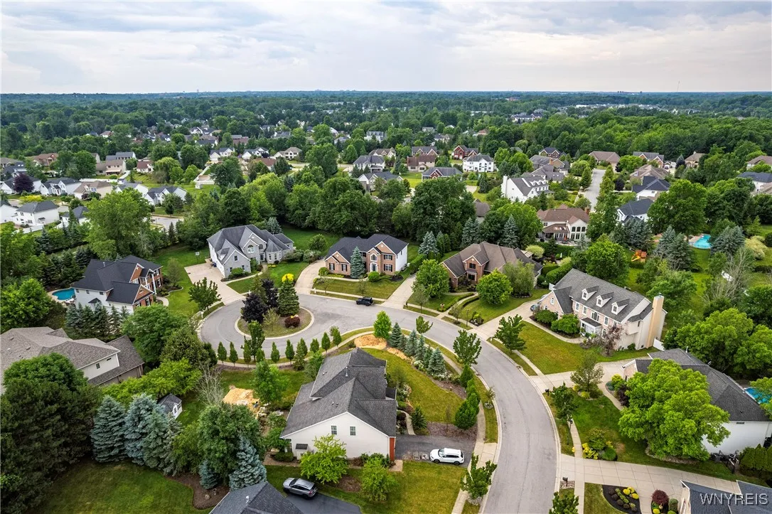 47 Nature Cove Court, Amherst, New York 14221, Amherst, New York 14221, 4 Bedrooms Bedrooms, 14 Rooms Rooms,4 BathroomsBathrooms,Residential,For Sale,47 Nature Cove Court, Amherst, New York 14221,B1623118