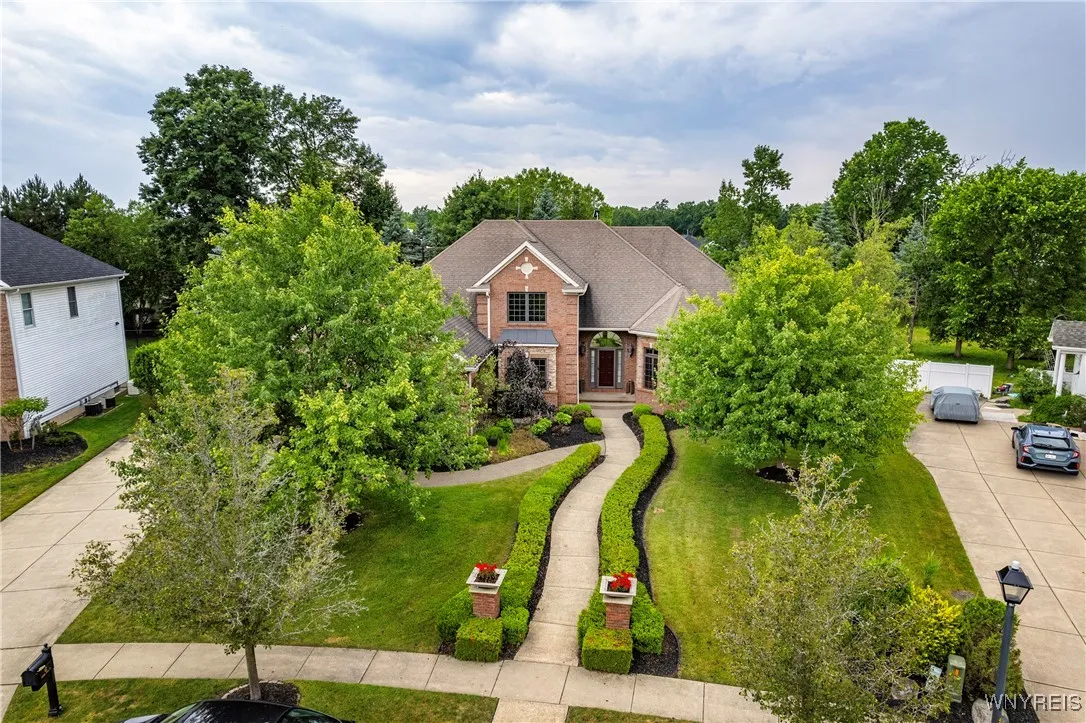 47 Nature Cove Court, Amherst, New York 14221, Amherst, New York 14221, 4 Bedrooms Bedrooms, 14 Rooms Rooms,4 BathroomsBathrooms,Residential,For Sale,47 Nature Cove Court, Amherst, New York 14221,B1623118