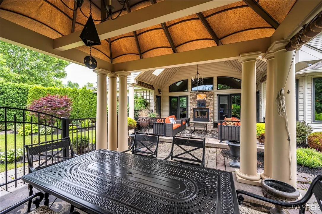 47 Nature Cove Court, Amherst, New York 14221, Amherst, New York 14221, 4 Bedrooms Bedrooms, 14 Rooms Rooms,4 BathroomsBathrooms,Residential,For Sale,47 Nature Cove Court, Amherst, New York 14221,B1623118