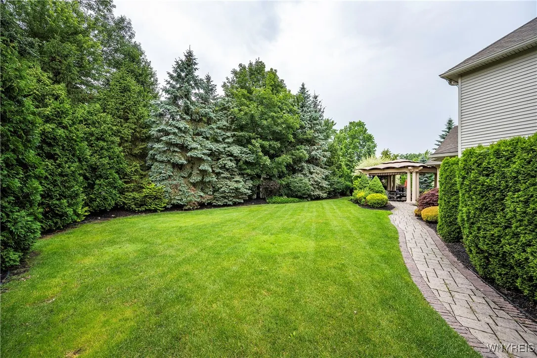 47 Nature Cove Court, Amherst, New York 14221, Amherst, New York 14221, 4 Bedrooms Bedrooms, 14 Rooms Rooms,4 BathroomsBathrooms,Residential,For Sale,47 Nature Cove Court, Amherst, New York 14221,B1623118