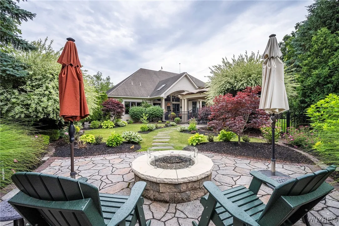 47 Nature Cove Court, Amherst, New York 14221, Amherst, New York 14221, 4 Bedrooms Bedrooms, 14 Rooms Rooms,4 BathroomsBathrooms,Residential,For Sale,47 Nature Cove Court, Amherst, New York 14221,B1623118