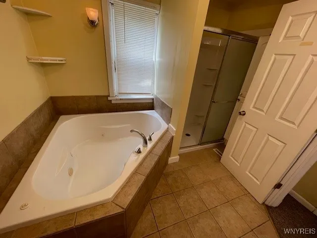 2nd. floor bathroom