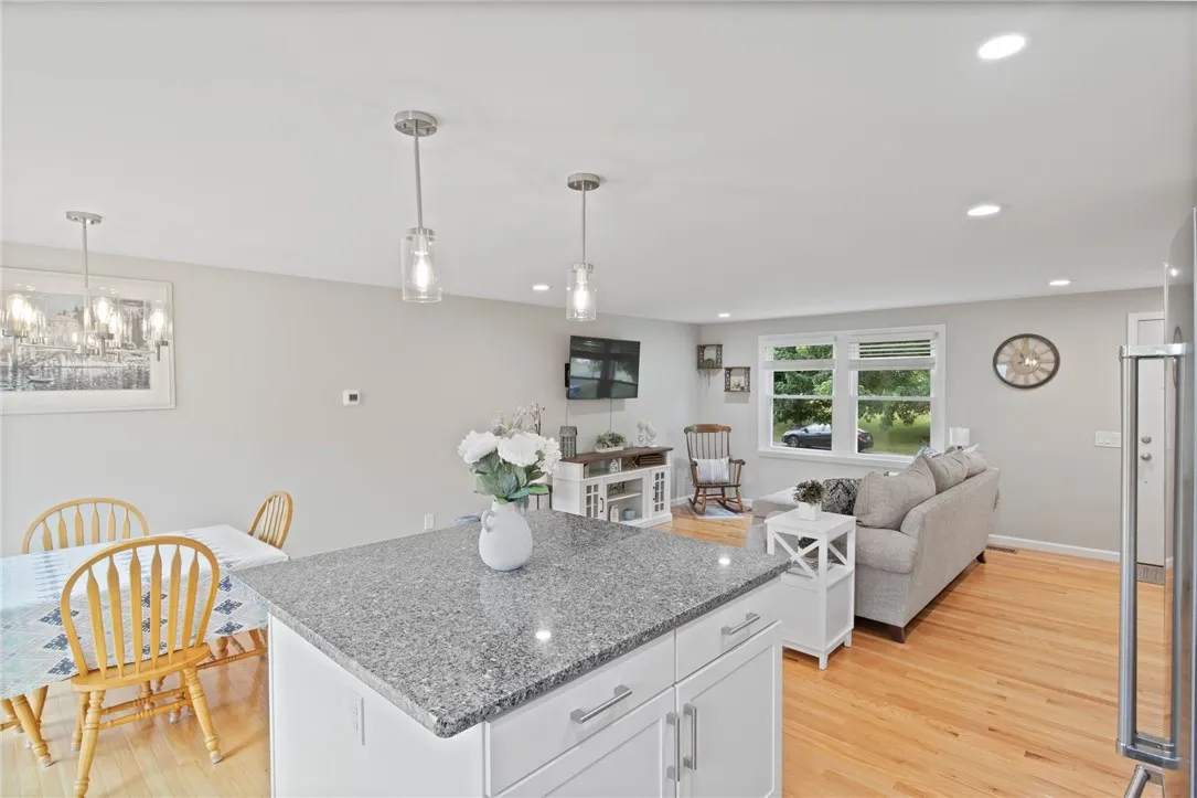 171 Brandy Wine, Henrietta, New York 14623, Henrietta, New York 14623, 3 Bedrooms Bedrooms, 8 Rooms Rooms,1 BathroomBathrooms,Residential,For Sale,171 Brandy Wine, Henrietta, New York 14623,R1622884