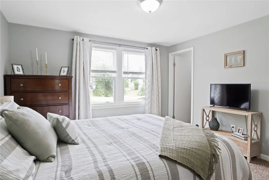 171 Brandy Wine, Henrietta, New York 14623, Henrietta, New York 14623, 3 Bedrooms Bedrooms, 8 Rooms Rooms,1 BathroomBathrooms,Residential,For Sale,171 Brandy Wine, Henrietta, New York 14623,R1622884