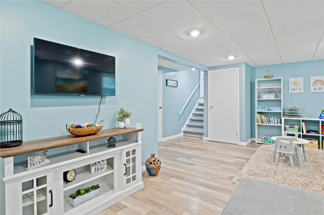 171 Brandy Wine, Henrietta, New York 14623, Henrietta, New York 14623, 3 Bedrooms Bedrooms, 8 Rooms Rooms,1 BathroomBathrooms,Residential,For Sale,171 Brandy Wine, Henrietta, New York 14623,R1622884