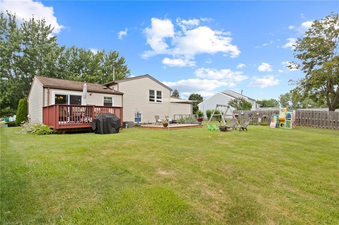 171 Brandy Wine, Henrietta, New York 14623, Henrietta, New York 14623, 3 Bedrooms Bedrooms, 8 Rooms Rooms,1 BathroomBathrooms,Residential,For Sale,171 Brandy Wine, Henrietta, New York 14623,R1622884
