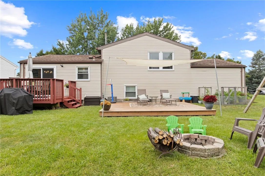 171 Brandy Wine, Henrietta, New York 14623, Henrietta, New York 14623, 3 Bedrooms Bedrooms, 8 Rooms Rooms,1 BathroomBathrooms,Residential,For Sale,171 Brandy Wine, Henrietta, New York 14623,R1622884