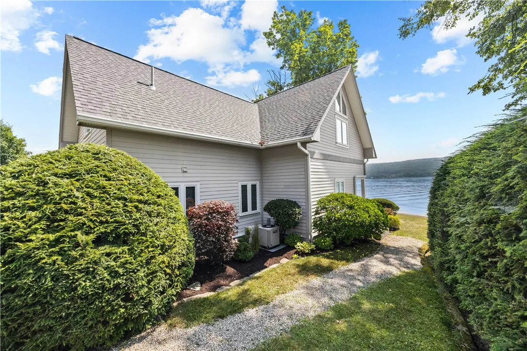 10261 Glen Grove Pt Point, Urbana, New York 14840, Urbana, New York 14840, 2 Bedrooms Bedrooms, 8 Rooms Rooms,3 BathroomsBathrooms,Residential,For Sale,10261 Glen Grove Pt Point, Urbana, New York 14840,R1623034