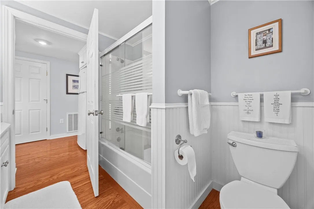 10261 Glen Grove Pt Point, Urbana, New York 14840, Urbana, New York 14840, 2 Bedrooms Bedrooms, 8 Rooms Rooms,3 BathroomsBathrooms,Residential,For Sale,10261 Glen Grove Pt Point, Urbana, New York 14840,R1623034