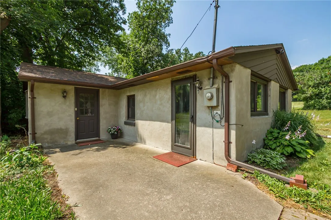 475 Farrell Road Extension, Henrietta, New York 14, Henrietta, New York 14586, 3 Bedrooms Bedrooms, 6 Rooms Rooms,1 BathroomBathrooms,Residential,For Sale,475 Farrell Road Extension, Henrietta, New York 14,R1622597