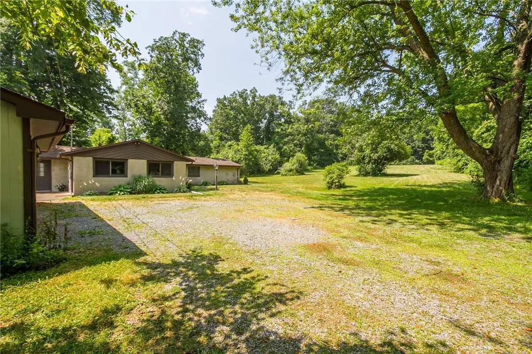 475 Farrell Road Extension, Henrietta, New York 14, Henrietta, New York 14586, 3 Bedrooms Bedrooms, 6 Rooms Rooms,1 BathroomBathrooms,Residential,For Sale,475 Farrell Road Extension, Henrietta, New York 14,R1622597