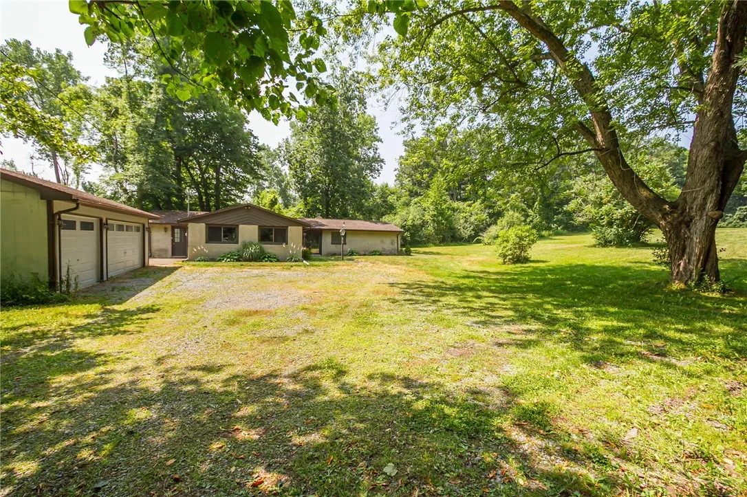 475 Farrell Road Extension, Henrietta, New York 14, Henrietta, New York 14586, 3 Bedrooms Bedrooms, 6 Rooms Rooms,1 BathroomBathrooms,Residential,For Sale,475 Farrell Road Extension, Henrietta, New York 14,R1622597