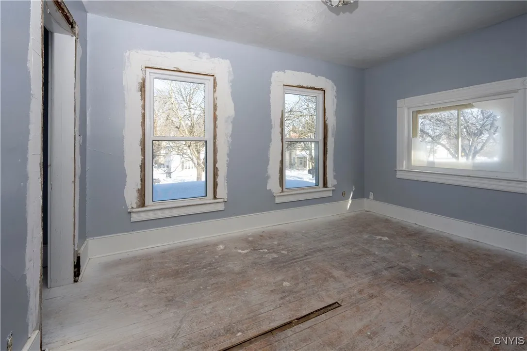 413 West Thomas Street, Rome, New York 13440, Rome, New York 13440, 5 Bedrooms Bedrooms, ,2 BathroomsBathrooms,Residential,For Sale,413 West Thomas Street, Rome, New York 13440,S1622436