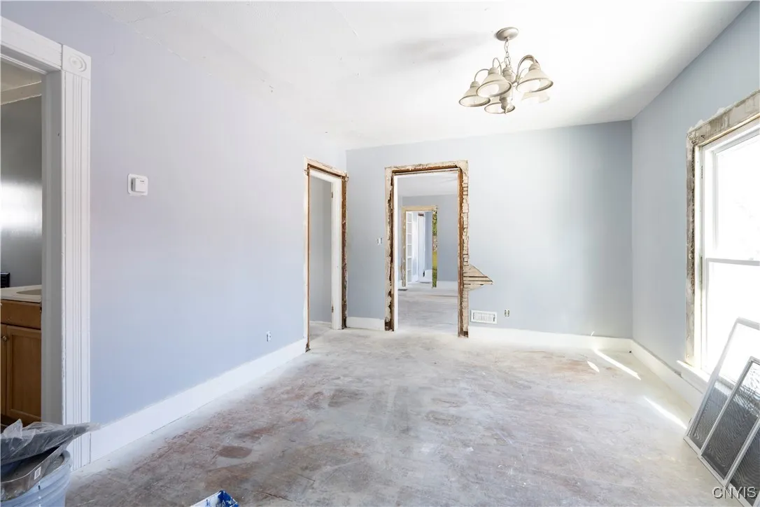 413 West Thomas Street, Rome, New York 13440, Rome, New York 13440, 5 Bedrooms Bedrooms, ,2 BathroomsBathrooms,Residential,For Sale,413 West Thomas Street, Rome, New York 13440,S1622436