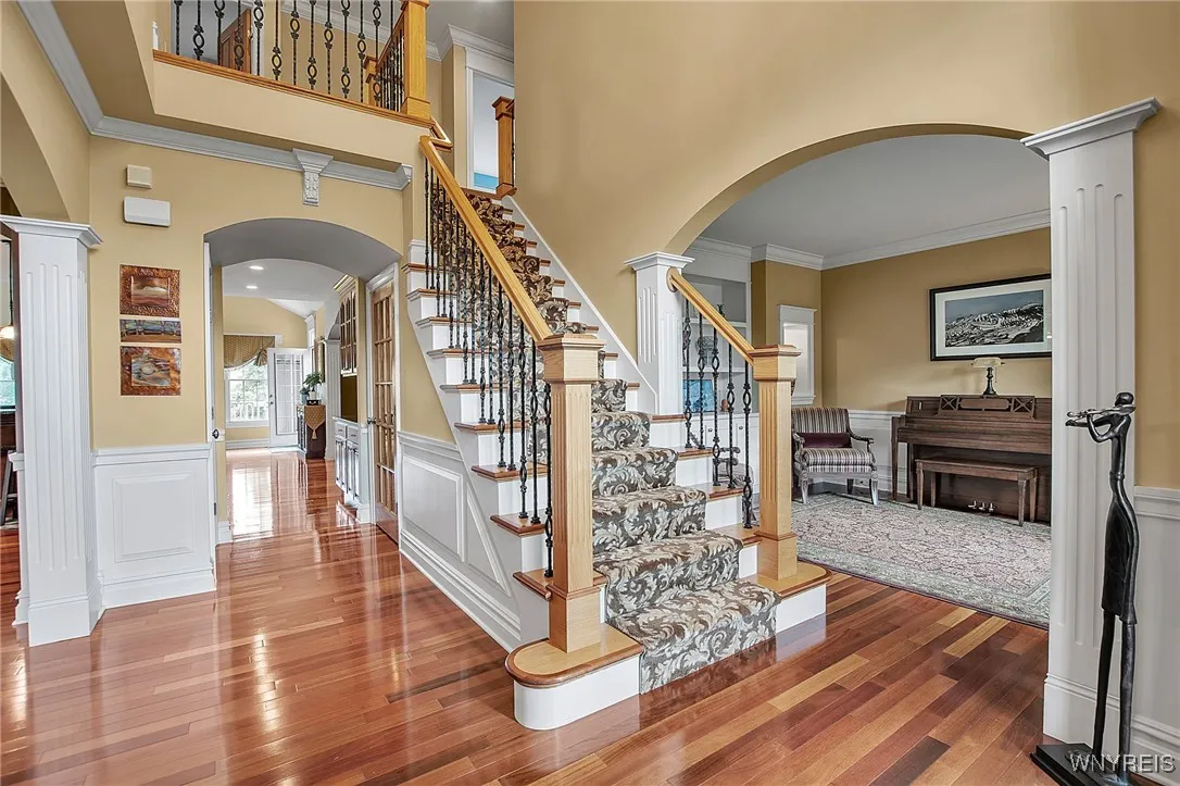 8889 Lake Glen Court, Clarence, New York 14032, Clarence, New York 14032, 4 Bedrooms Bedrooms, 12 Rooms Rooms,4 BathroomsBathrooms,Residential,For Sale,8889 Lake Glen Court, Clarence, New York 14032,B1619665