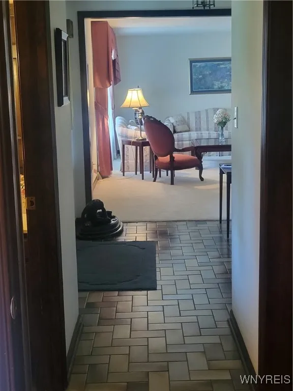 8185 Clarherst Drive, Clarence, New York 14051, Clarence, New York 14051, 3 Bedrooms Bedrooms, 8 Rooms Rooms,1 BathroomBathrooms,Residential,For Sale,8185 Clarherst Drive, Clarence, New York 14051,B1622587