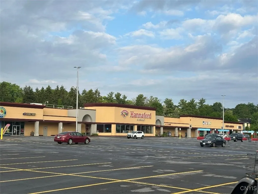 44-54 Kellogg Road, New Hartford, New York 13413, New Hartford, New York 13413, ,Commercial Lease,For Rent,44-54 Kellogg Road, New Hartford, New York 13413,S1622233
