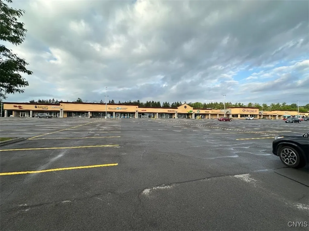 44-54 Kellogg Road, New Hartford, New York 13413, New Hartford, New York 13413, ,Commercial Lease,For Rent,44-54 Kellogg Road, New Hartford, New York 13413,S1622233