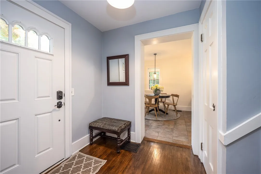 121 Penfield Crescent, Penfield, New York 14625, Penfield, New York 14625, 3 Bedrooms Bedrooms, 7 Rooms Rooms,1 BathroomBathrooms,Residential,For Sale,121 Penfield Crescent, Penfield, New York 14625,R1622867