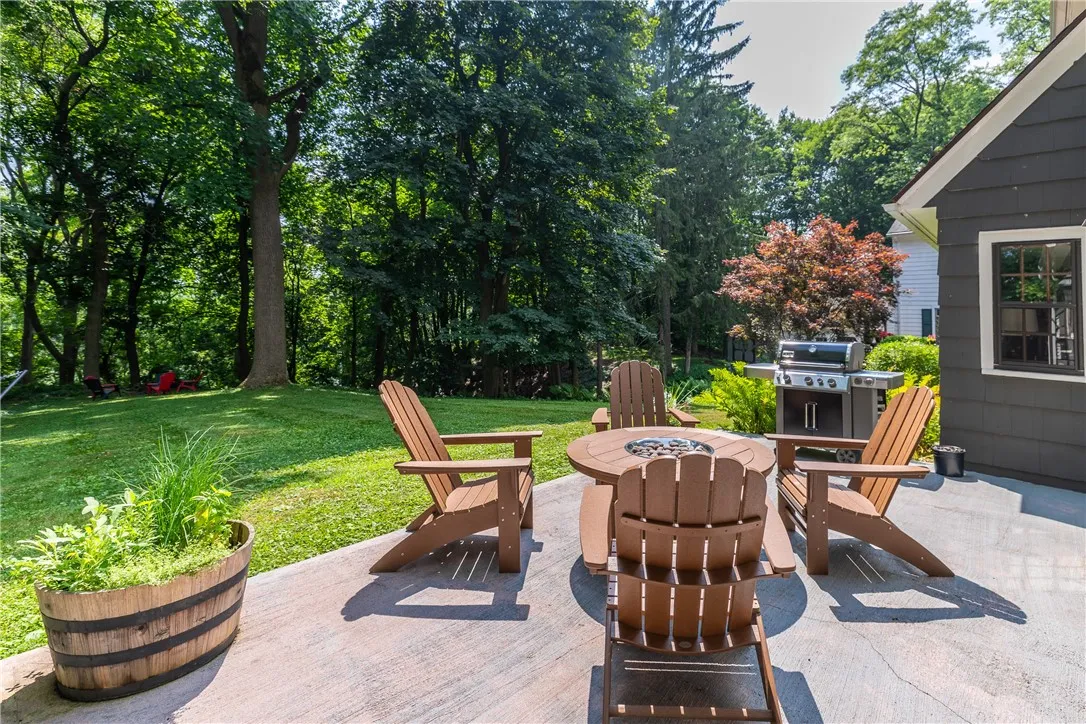 121 Penfield Crescent, Penfield, New York 14625, Penfield, New York 14625, 3 Bedrooms Bedrooms, 7 Rooms Rooms,1 BathroomBathrooms,Residential,For Sale,121 Penfield Crescent, Penfield, New York 14625,R1622867