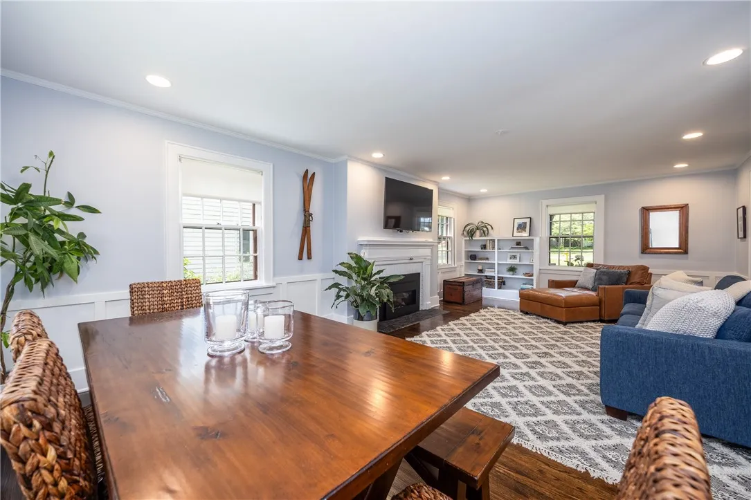 121 Penfield Crescent, Penfield, New York 14625, Penfield, New York 14625, 3 Bedrooms Bedrooms, 7 Rooms Rooms,1 BathroomBathrooms,Residential,For Sale,121 Penfield Crescent, Penfield, New York 14625,R1622867