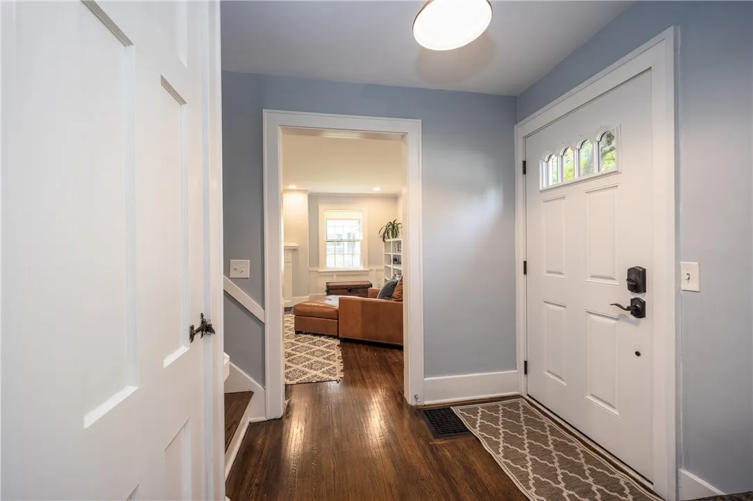 121 Penfield Crescent, Penfield, New York 14625, Penfield, New York 14625, 3 Bedrooms Bedrooms, 7 Rooms Rooms,1 BathroomBathrooms,Residential,For Sale,121 Penfield Crescent, Penfield, New York 14625,R1622867