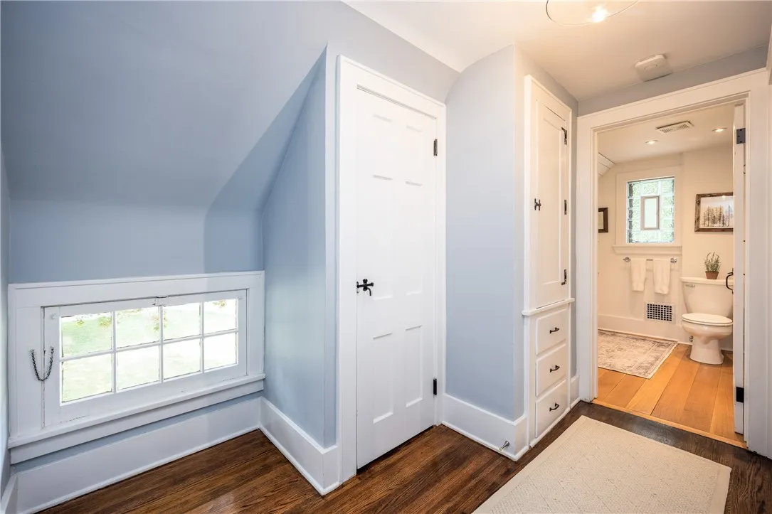 121 Penfield Crescent, Penfield, New York 14625, Penfield, New York 14625, 3 Bedrooms Bedrooms, 7 Rooms Rooms,1 BathroomBathrooms,Residential,For Sale,121 Penfield Crescent, Penfield, New York 14625,R1622867