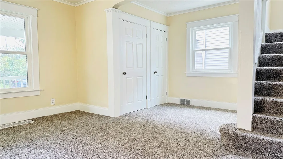 2960 Mckoon Avenue, Niagara Falls, New York 14305, Niagara Falls, New York 14305, 3 Bedrooms Bedrooms, 6 Rooms Rooms,1 BathroomBathrooms,Residential,For Sale,2960 Mckoon Avenue, Niagara Falls, New York 14305,B1623114