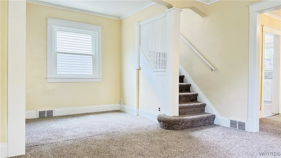 2960 Mckoon Avenue, Niagara Falls, New York 14305, Niagara Falls, New York 14305, 3 Bedrooms Bedrooms, 6 Rooms Rooms,1 BathroomBathrooms,Residential,For Sale,2960 Mckoon Avenue, Niagara Falls, New York 14305,B1623114