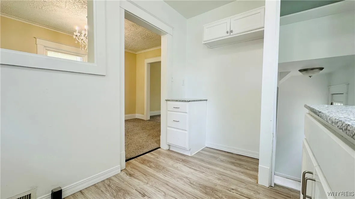 2960 Mckoon Avenue, Niagara Falls, New York 14305, Niagara Falls, New York 14305, 3 Bedrooms Bedrooms, 6 Rooms Rooms,1 BathroomBathrooms,Residential,For Sale,2960 Mckoon Avenue, Niagara Falls, New York 14305,B1623114
