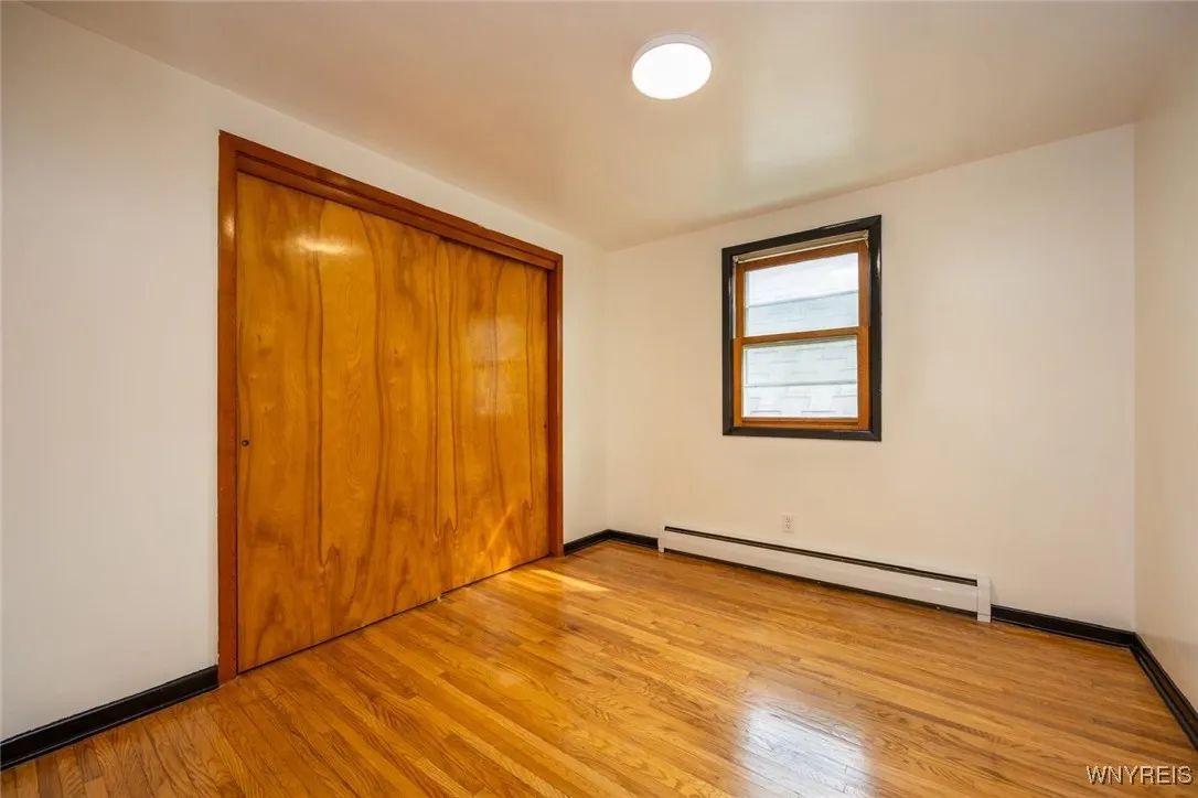 54 Brownell Street, Buffalo, New York 14212, Buffalo, New York 14212, 5 Bedrooms Bedrooms, 9 Rooms Rooms,1 BathroomBathrooms,Residential Lease,For Rent,54 Brownell Street, Buffalo, New York 14212,B1623139