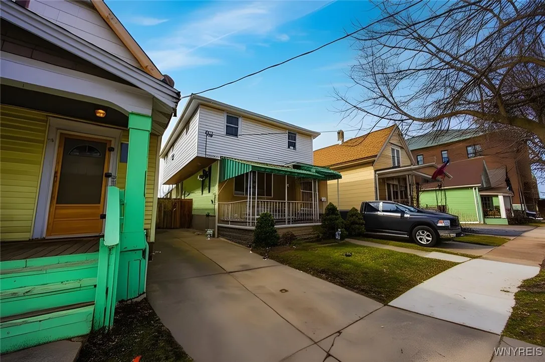 54 Brownell Street, Buffalo, New York 14212, Buffalo, New York 14212, 5 Bedrooms Bedrooms, 9 Rooms Rooms,1 BathroomBathrooms,Residential Lease,For Rent,54 Brownell Street, Buffalo, New York 14212,B1623139