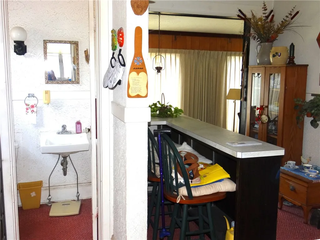 1418 West Water Street, Elmira, New York 14905, Elmira, New York 14905, 3 Bedrooms Bedrooms, 7 Rooms Rooms,1 BathroomBathrooms,Residential,For Sale,1418 West Water Street, Elmira, New York 14905,R1623087
