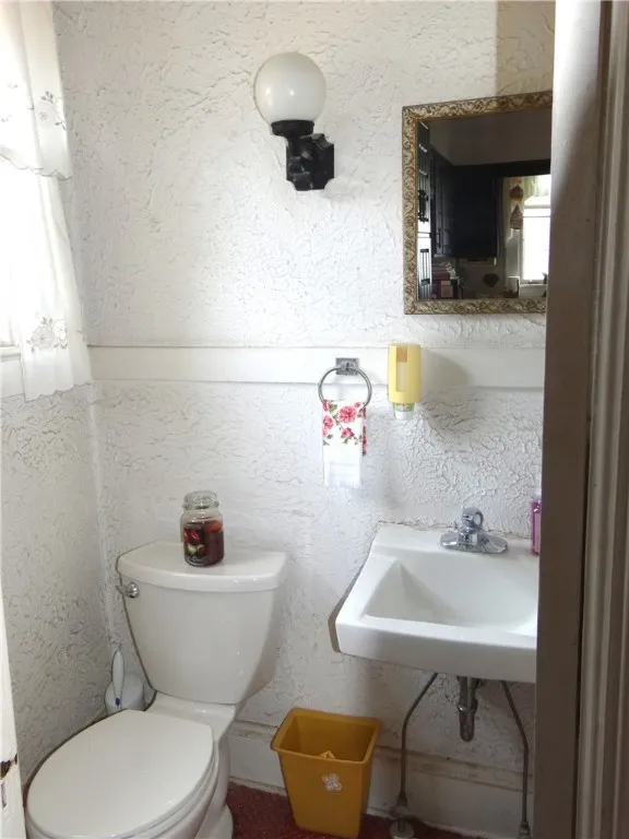 1418 West Water Street, Elmira, New York 14905, Elmira, New York 14905, 3 Bedrooms Bedrooms, 7 Rooms Rooms,1 BathroomBathrooms,Residential,For Sale,1418 West Water Street, Elmira, New York 14905,R1623087