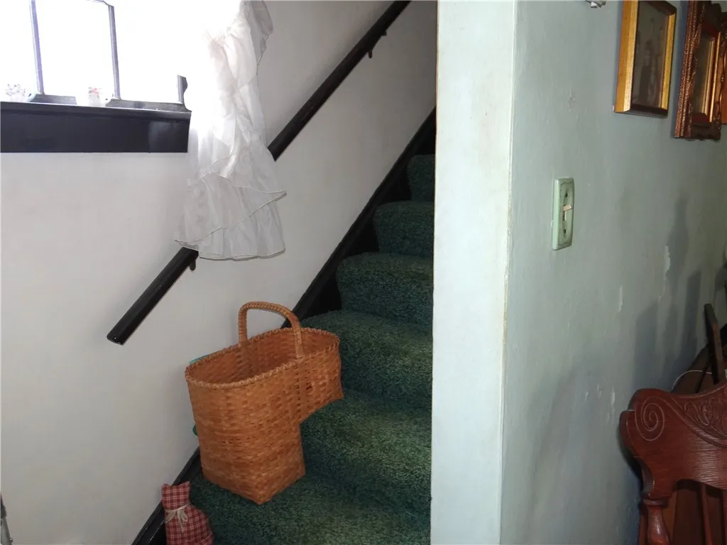 1418 West Water Street, Elmira, New York 14905, Elmira, New York 14905, 3 Bedrooms Bedrooms, 7 Rooms Rooms,1 BathroomBathrooms,Residential,For Sale,1418 West Water Street, Elmira, New York 14905,R1623087